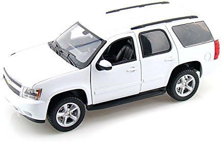 2008 Chevy Tahoe 1/24 - White