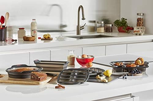 Tefal Crispybake Moule 21 mini financiers, 100% Silicone haute qualité, Résistance, Cuisson parfaite, 29x21 cm J4171314 - Cuisine A Vivre Tefal Crispybake Moule 21 mini financiers, 100% Silicone haute qualité, Résistance, Cuisson parfaite, 29x21 cm J4171314