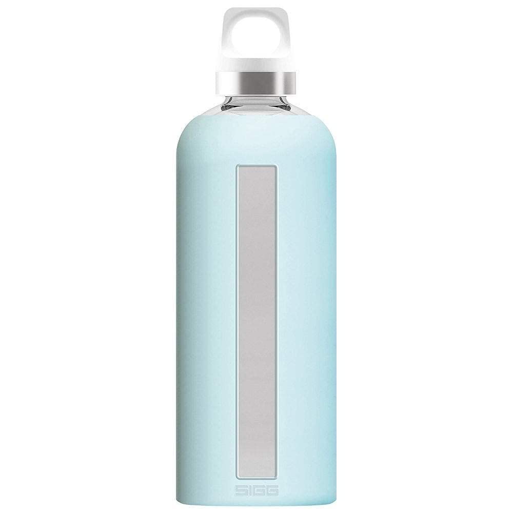 SIGG Star Water Bottle (0.5 L / 0.85 L), Pollutant-Free and Leak-Proof Glass Bottle, Heat-Resistant Glass Water Bottle with Silicone Case