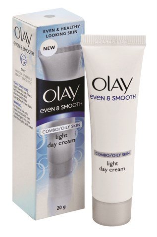 Olay Even &amp; Smooth Light Day Cream 20g