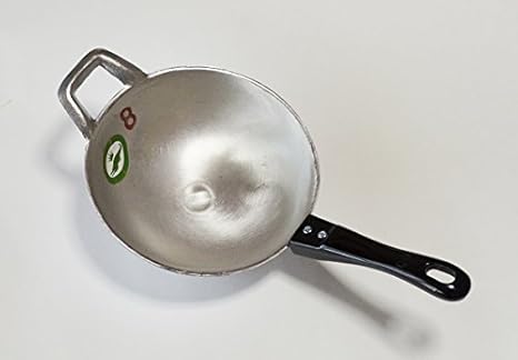Amazon フライパン ガタ ８インチ 直径cm 調理道具 料理 タイのフライパン アジア タイ料理 タイ式フライパン 鍋 持ち手 キャンプ バーベキュー フライパン オンライン通販
