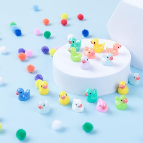 AiQInu 100Pcs Mini Duck Resin 10 Colors 1.5x1.8cm Mini Bath Ducks Mini Duck Figurines for Aquarium Garden Landscape