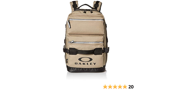 oakley utility square backpack review
