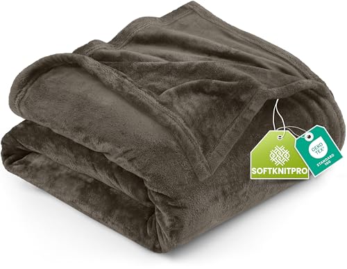 Utopia Bedding Fleece Blanket Lightweight Blanket for Bed, Sofa or Armchair Suitable for All Seasons [259x228cm, Brown]