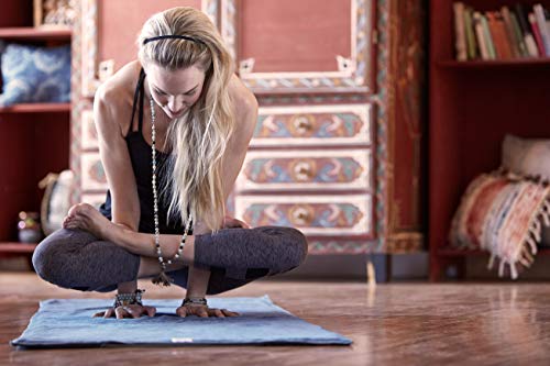 Gaiam-Stay-Put-Yoga-Towel-Mat-Size-Yoga-Mat-Towel-Fits-Over-Standard-Size-Yoga-Mat-68-L-x-24-W