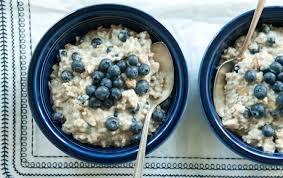 Rolled Rye Flakes, 2 pounds Creamy Hot Cereal, All Natural, Non-GMO, Bulk - Thumbnail 2