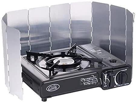 Foldable protection against wind and water for stove or grille