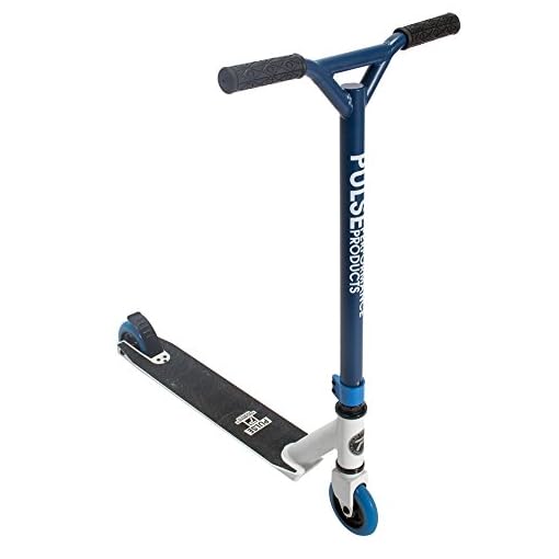 Pulse Performance Products KR2 Freestyle Scooter - Navy Blue/White
