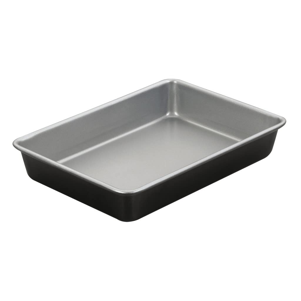 Cuisinart AMB-139CP 13 by 9-Inch Chef's Classic Nonstick Bakeware Cake Pan, Silver — image 1