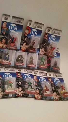 1/2 100% die cast metal: 12 DC Nano Metalfigs: Harley Quinn, Wonderwomen, Supergirl, superman, 3 Batmans, Killer Croc and The Joker (sucide Squad) Aguaman, Green Lantern, flash
