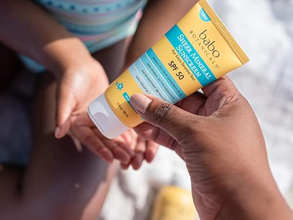 BABO BOTANICALS SHEER MINERAL SUNSCREEN LOTION SPF 50 – NATURAL ZINC OXIDE – EXTRA SENSITIVE SKIN – LIGHTWEIGHT – WATER RESISTANT – FRAGRANCE-FREE – EWG VERIFIED- SHEER APPLICATION