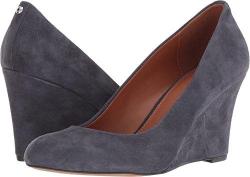 coach wedge pump