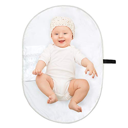 SLHFPX Changing Pad Autumn Leaves Cute Pug Puppy Dog Baby Diaper Urine Pad Mat Customized Boys Pee Pads Sheet for Any Places for Home Travel Bed Play Stroller Crib Car