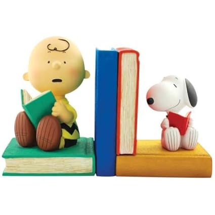 peanuts nursery decor
