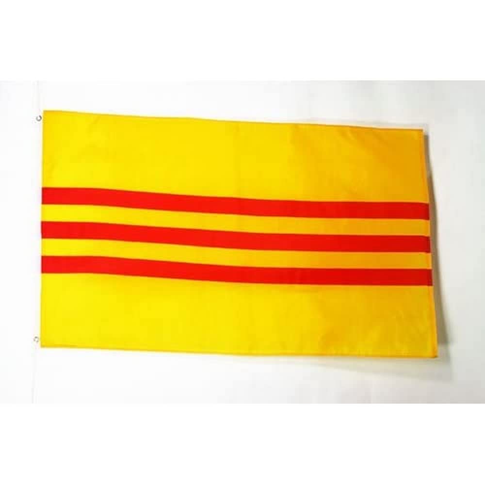 AZ FLAG - South Vietnam Flag - 3x5 Ft - 100D Polyester Vietnamese Banner with Two Metal Grommets - Fade Resistant - Vivid Colors - 3' x 5' Feet - 150x90 Cm — image 1