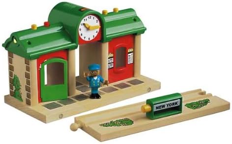 brio record and play train station