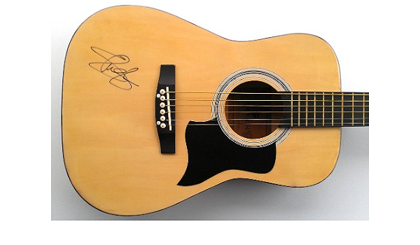 Autograph Pros Slash - Guitarra acústica firmada con Pistolas N Roses UACC  RD AFTAL : Amazon.es: Hogar y cocina