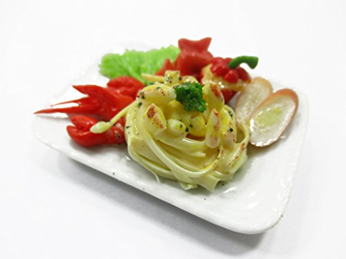 1:6 Compatible with Barbie Dollhouse Miniatures Food Lobster Steak Spaghetti Cream Sauce Supply 14670
