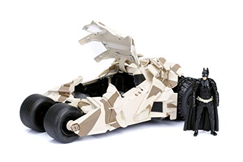 Jada Toys 1: 24 Scale The Dark Knight Batmobile Diecast Vehicle with Batman Figure
