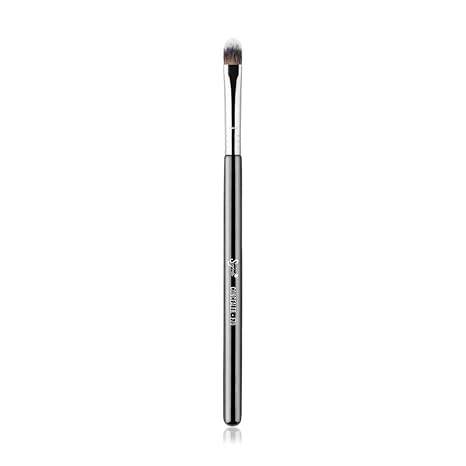 sigma soft blend concealer brush