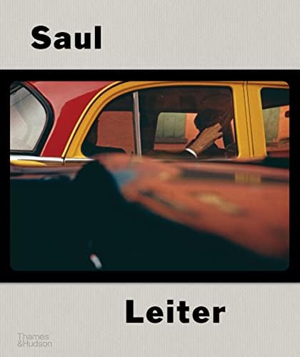 Amazon.com: Vivian Maier: A Photographer Found: 9780062305534
