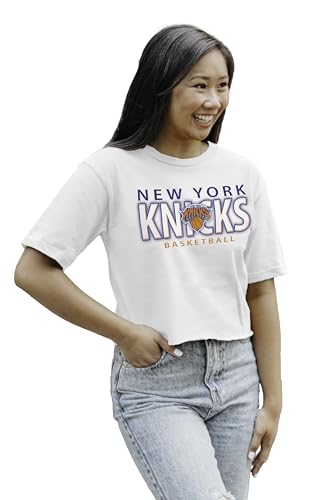 New York Knicks NBA Officially Licensed Women's Cropped T-Shirt White, Large