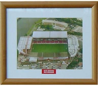 Nottingham Forest City Groand Stadion Print Amazon De Sport Freizeit