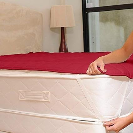 Gemshop Cotton Waterproof Single Bed Mattress Protector (Maroon)