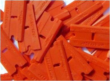 Plastic Razor Scraper Blades Double Edged - Value Pack 4 100 Packs