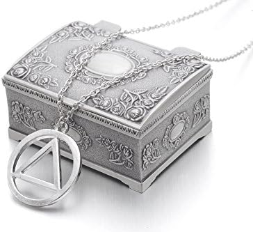 Music Hot Eminem The Best RAPPER Grammy Titanium Steel Chain Rock Pop NecklaceMusic Hot Eminem The Best RAPPER Grammy Titanium Steel Chain Rock Pop Necklace (Necklace w/ Jewelry Box)