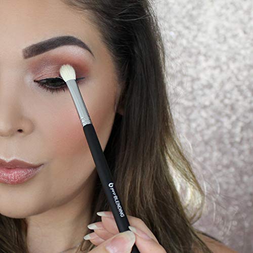image for Beauty Junkees Eyeshadow Brush: pro Blending Eye Makeup Brush with Tap