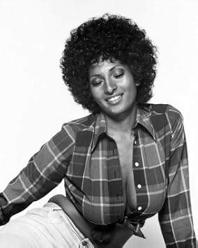 Amazon.com: PAM GRIER 24X36 POSTER PRINT: Kitchen & Dining