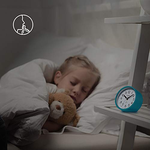 Peakeep Battery Operated Alarm Clock Silent Non Ticking, Gentle Wake