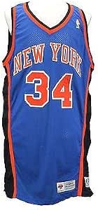 charles oakley bulls jersey