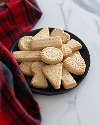 WALKER’S SHORTBREAD SCOTTISH ICON PIPER & HIGHLAND DANCER HOLIDAY TIN, ALL-BUTTER SHORTBREAD COOKIES, 5.3 OZ TIN
