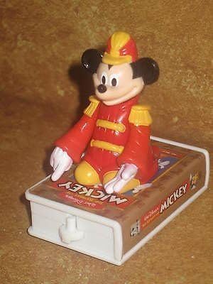 Amazon.com: McDonalds Juguete, el espíritu de Happy Meal Mickey Desfile Float, # 1 en serie por McDonald 's: Toys \u0026 Games