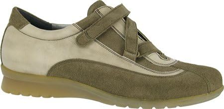 Durea Women's Susan Lightweight Oxfords,Brown,6 N
