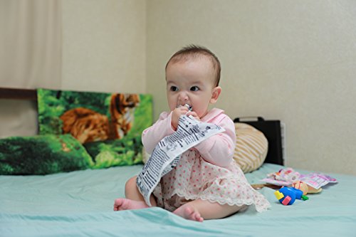 2 people+Brain+Builders+Newspaper+Crinkly