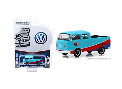 New DIECAST Toys CAR Greenlight 1:64 Club V-Dub Series 9 - 1976 Volkswagen Type 2 Double CAB Pick UP - STP Solid Pack (Blue) 29960-E