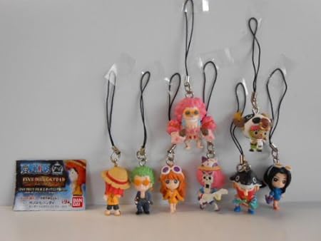 Amazon ワンピースストラップfilm Zオープニング服 8種 映画 劇場全8種 1 ルフィ 2 ゾロ 3 ナミ 4 ブルック 5 ウソ フィギュア ドール 通販