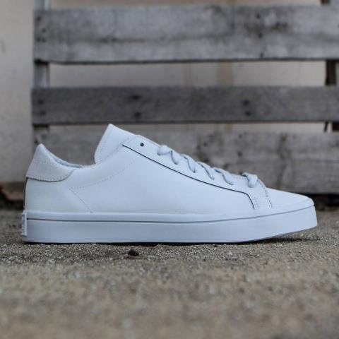 court vantage adicolor