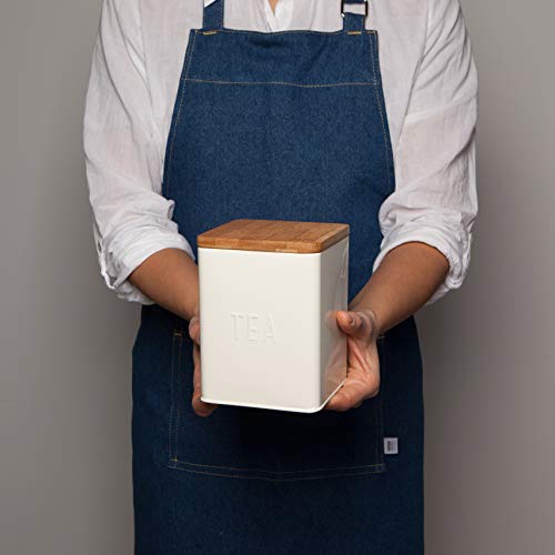 Beyond its practical functionality, this tin exhibits an elegant, minimalist design that effortlessly complements any kitchen decor. It is a perfect choice for those who desire a blend of organization and style.