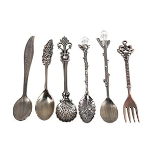 Jacksking Juego de Cubiertos, 6 Piezas/Juego 3D Patrón Vintage, Estilo Real, Metal, Mini Cubiertos, cucharas de café y Tenedor Accesorios de café y Fruta Juego de vajilla Mixta(Latón Antiguo)