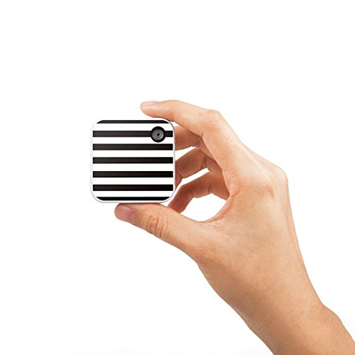 1 Qlippie+Wearable+Digital+Camera+Built