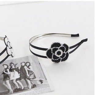 Amazon Co Jp 細いヘアバンドの2層のビーズツバキ ヘア