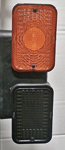John Deere taillight Set LVA18272 LVA18273 Fits 1023E 1025R 1026R 2025R 2032R 3032E 3038E 4044M 4049M 4052M 4066M - Thumbnail 2