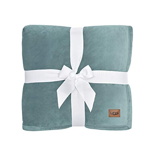 UGG Bliss Sherpa Throw Blanket Plush Oversized Reversible Accent