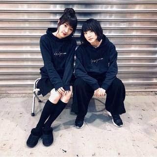 Amazon Co Jp タグ Yohji Yamamoto New Era コラボ ネイビー シグネチャー 加工 パーカー L 相当 乃木坂 櫻坂 白石麻衣 西野七瀬 ヨウジヤマモト Anime Goods ホビー