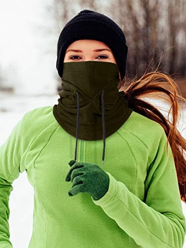 Black fleece balaclava with neck coverage for winter outdoor activities.