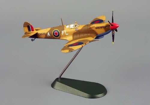 Daron Geminiaces RAF Spitfire MK1X 1/72 Colin Gray EN520